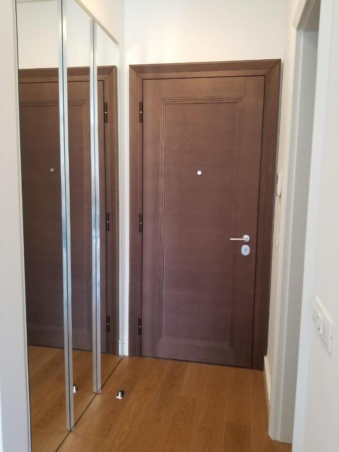 Azura Residence - New Luxury Apartment Belgrad Exteriör bild