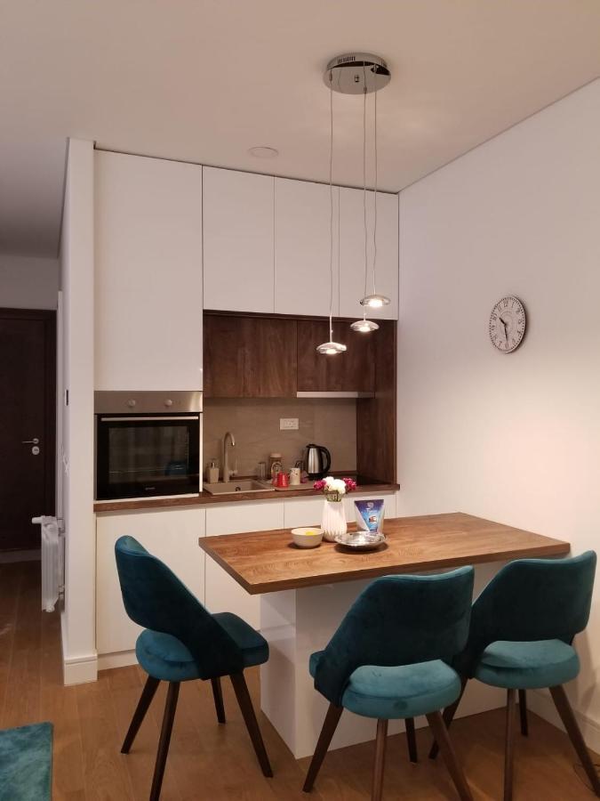 Azura Residence - New Luxury Apartment Belgrad Exteriör bild