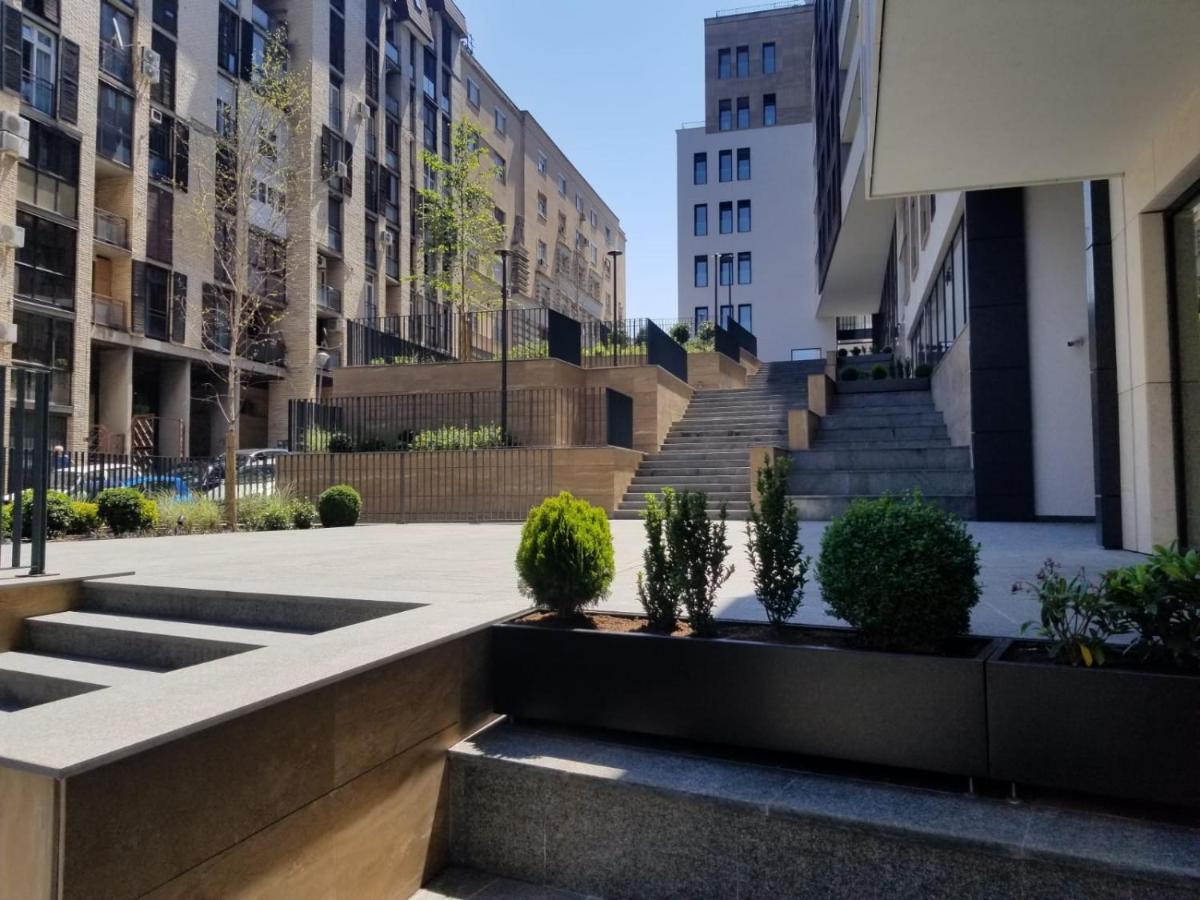 Azura Residence - New Luxury Apartment Belgrad Exteriör bild